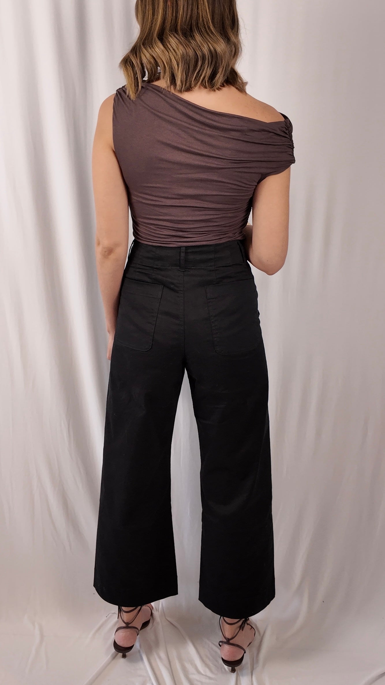 Scalloped Pocket Pants