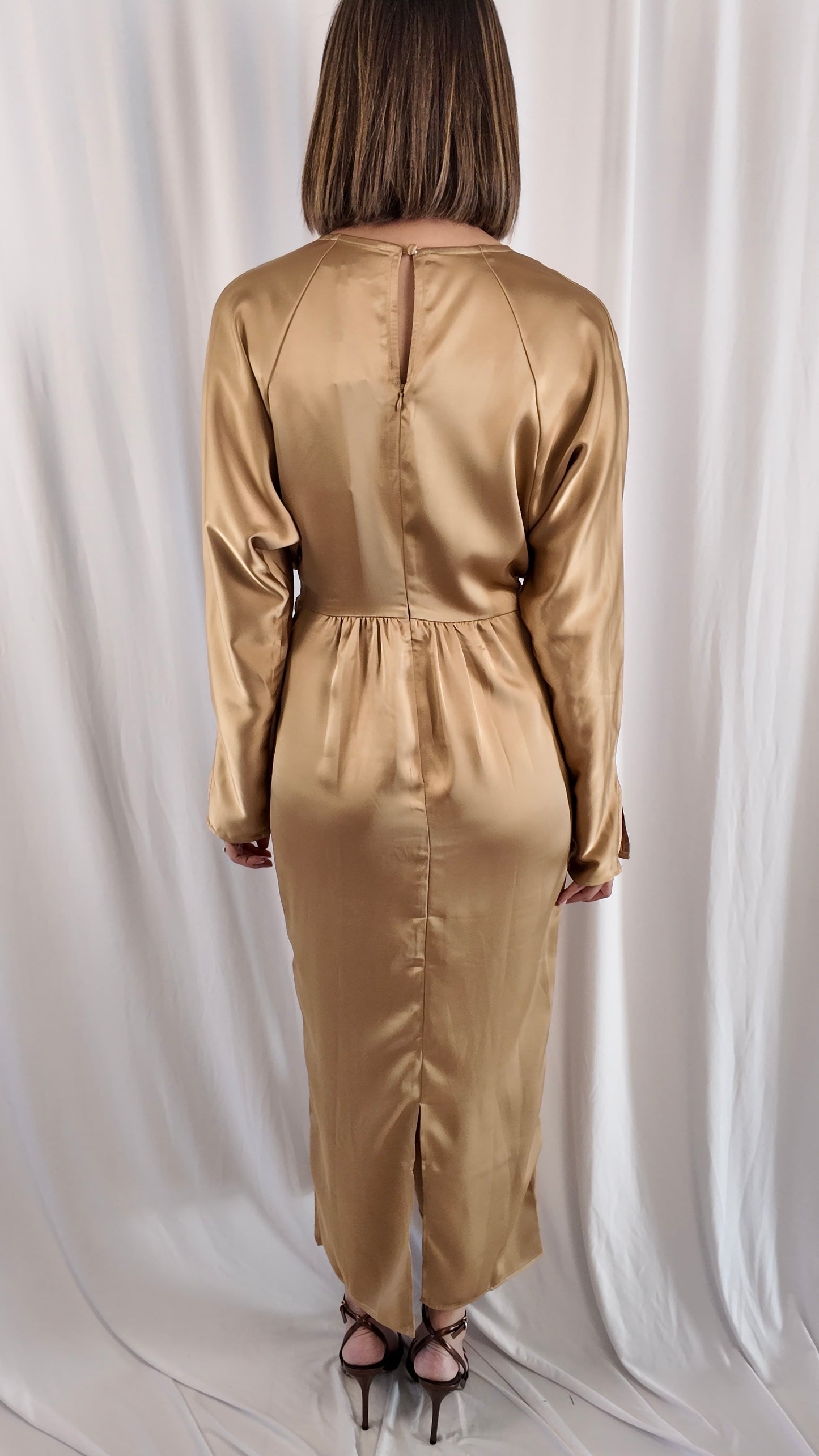 Front Twist Midi Dress