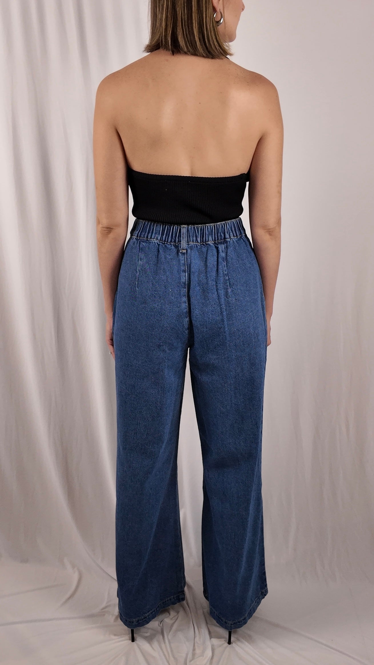 Pleated Wide Leg Jeans
