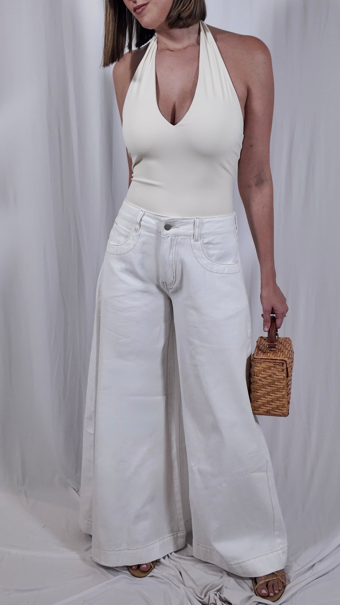 Mid Rise Wide Leg Jeans