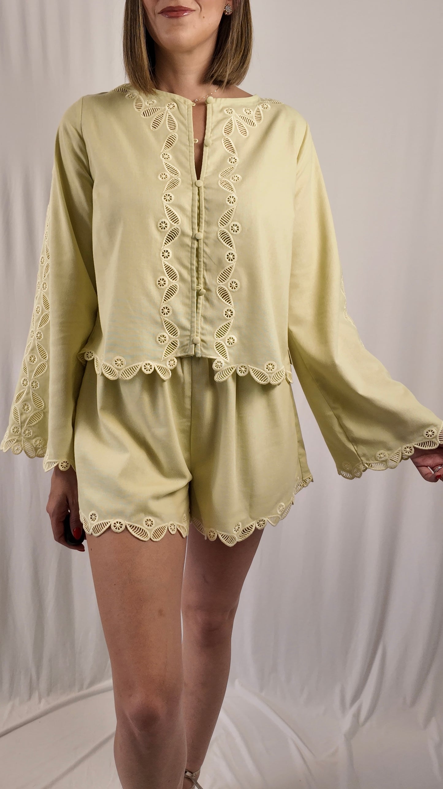 Button Lace Set