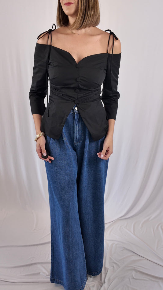 Off Shoulder Fitted Blouse